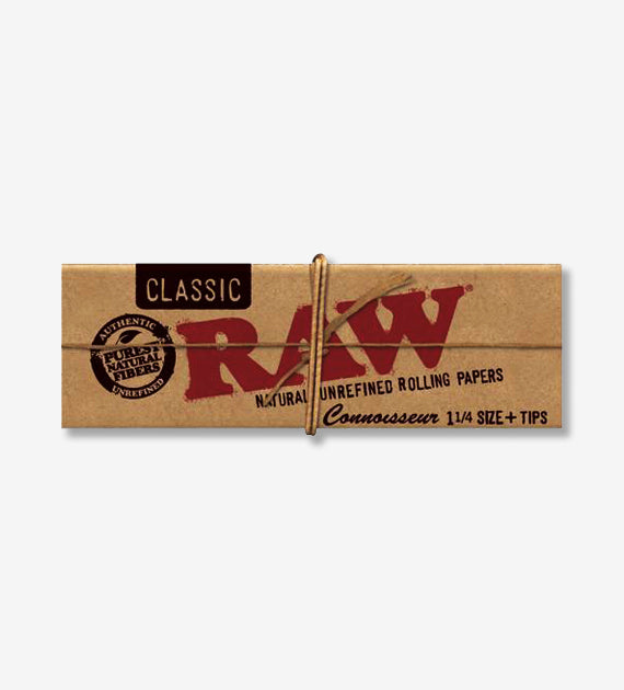 RAW Classic Connoisseur rolling papers with pre-rolled tips